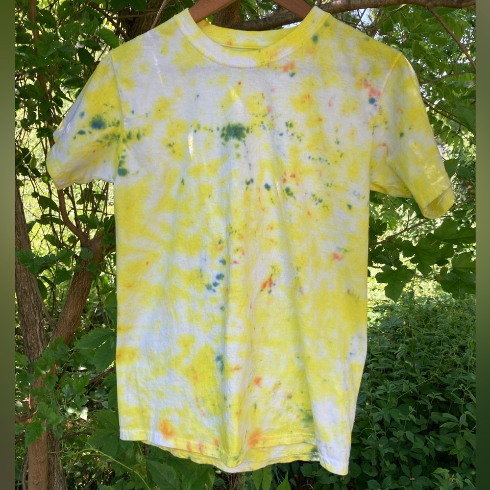 NWOT Custom Unisex Child Size XL Tie Dye T-Shirt